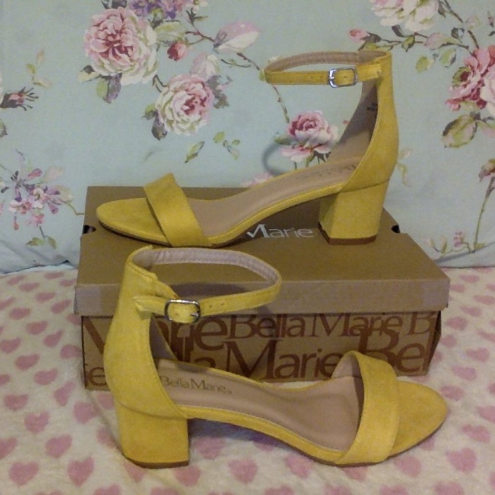NEW Bella Marie Mustard Yellow Suede Sandals